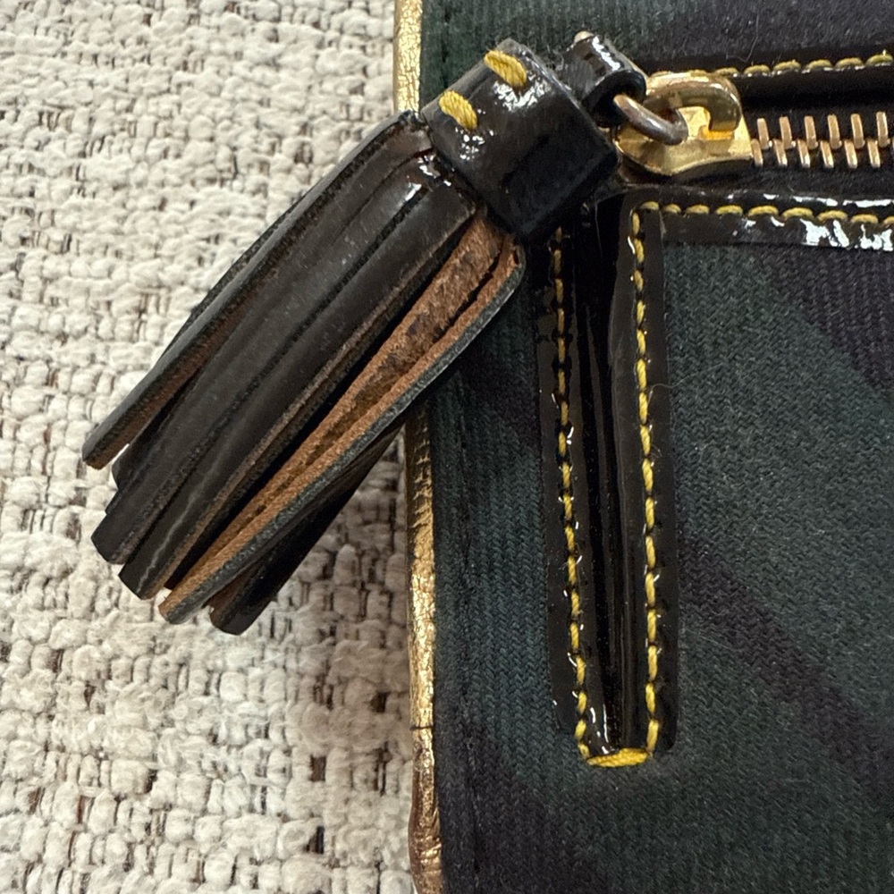 Dooney & Bourke Black and Green Plaid Wallet Tassel Zip - Picture 4 of 13
